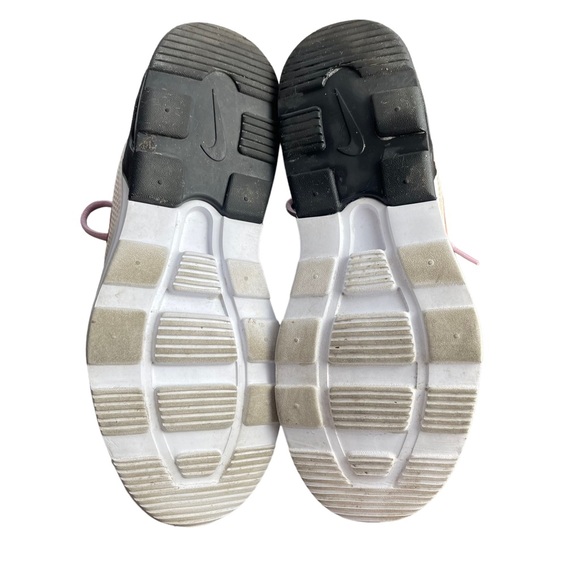 NIKE Air Max Women’s Beige Motion 2 Sneakers Size 8 AO0352-109 Running Shoes - Picture 5 of 8